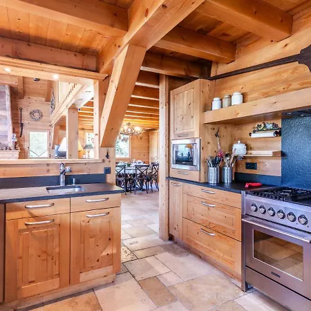 Grand De Charme Pour 14 Pers. A 500m Des Telecabines, Avec Ascenseur Et Wi-fi - Fr-1-754-8 Chalet *
