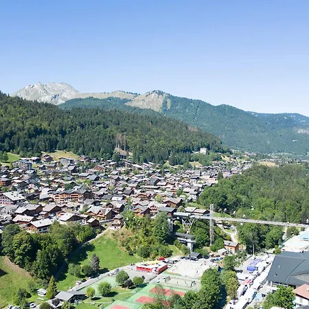 Grand De Charme Pour 14 Pers. A 500m Des Telecabines, Avec Ascenseur Et Wi-fi - Fr-1-754-8 *